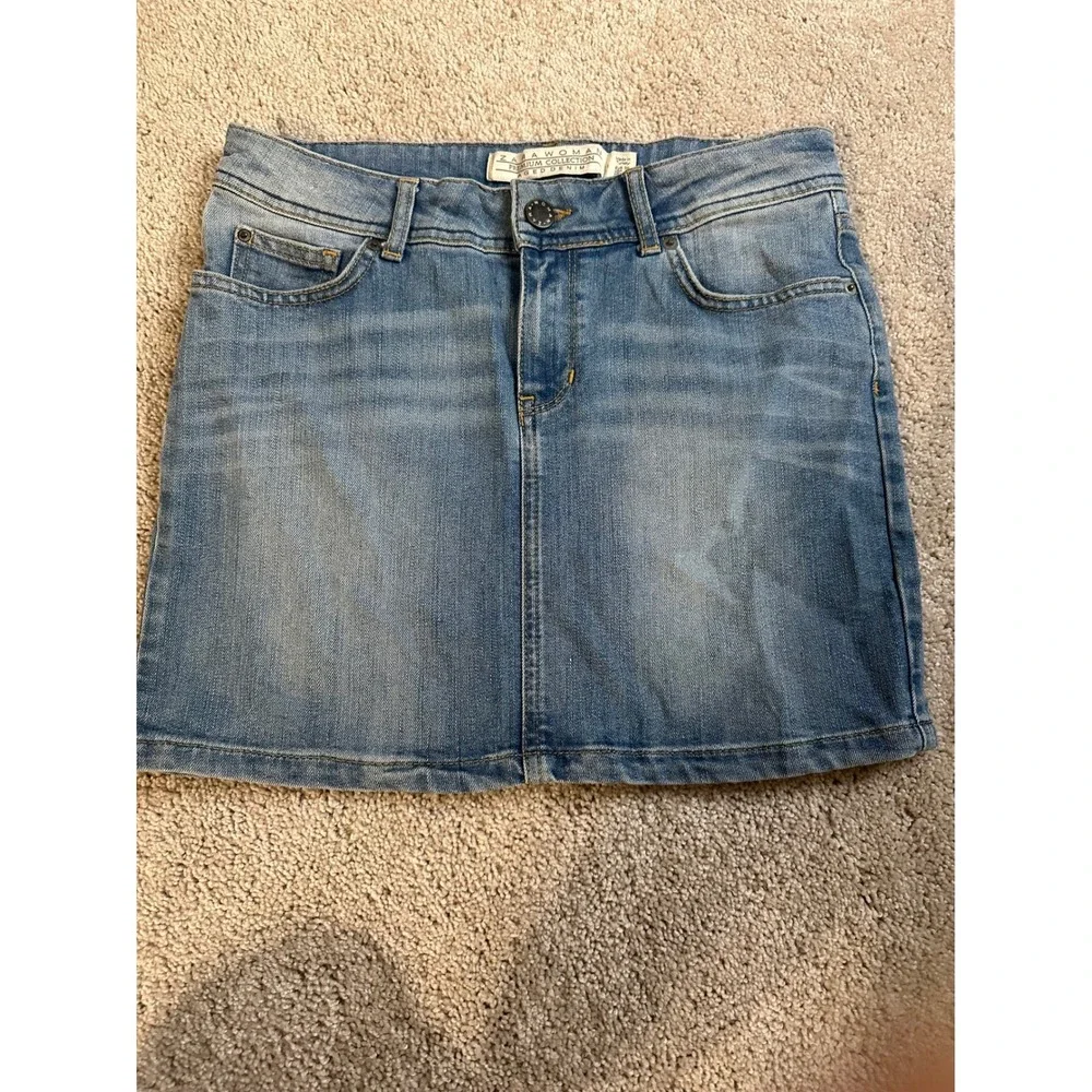Zara Woman Denim Mini‎ Skirt Premium Collection Aged Blue Wash Casual